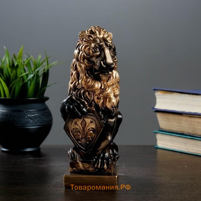 Фигурка «Лев со щитом», гипс под бронзу, 10×7×21 см