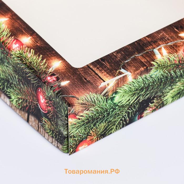Коробка подарочная новогодняя складная с окном «Огни», 15×15×4 см